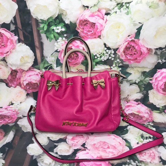 Betsey Johnson Handbags - 💕BETSEY JOHNSON💕 TOTE BAG (NWOT)